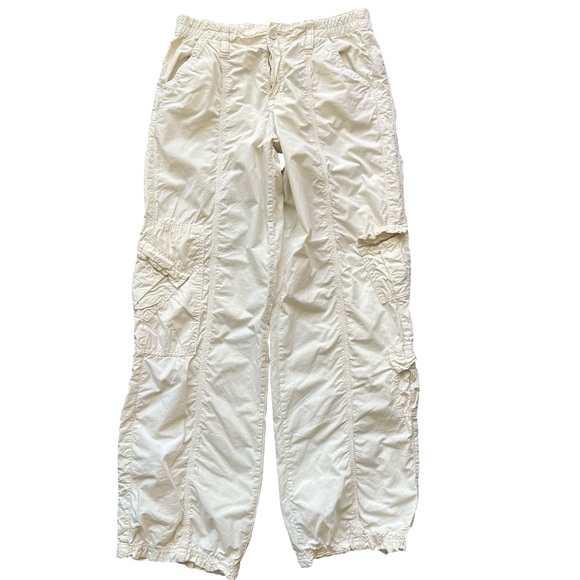 Urban Outfitters BDG Y2K Low-Rise Cargo Pants Size M Cream Elastic Waist Cotton - Picture 4 of 8